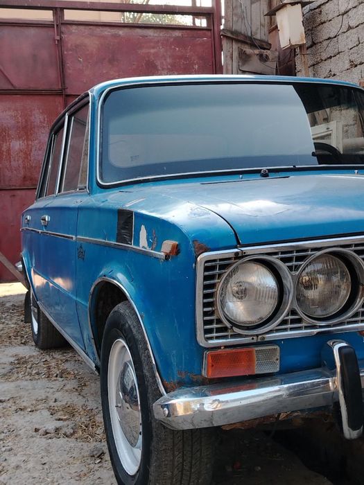Vaz 2103  holati yahsh