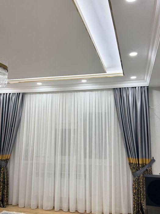 Продается шторы гостинной  и кухни  в хоршем качестве . По супер цене