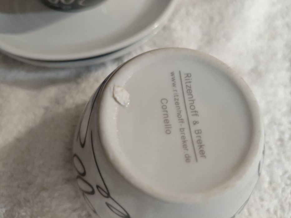 Пара для кофе: он и она