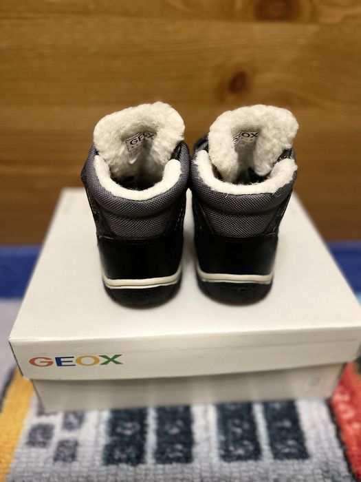 Боти Geox размер 23