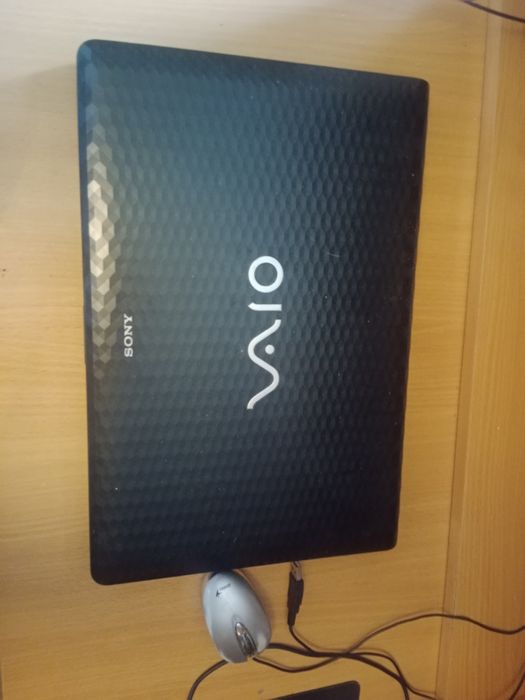 Продам ноутбук фирмы sony.