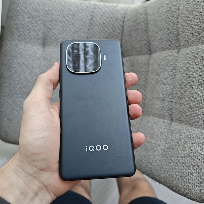 Vivo Iqoo Z9 8/128 Gb