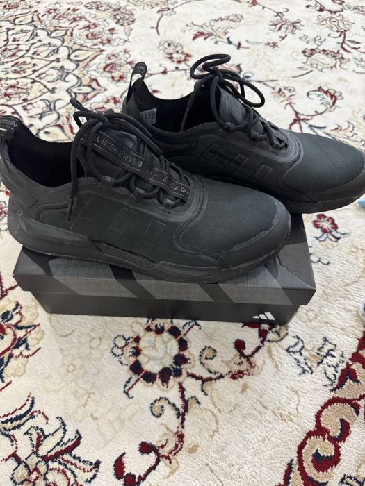 Мужские кроссовки adidas