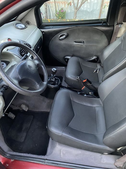 Vand masina de 16 ani