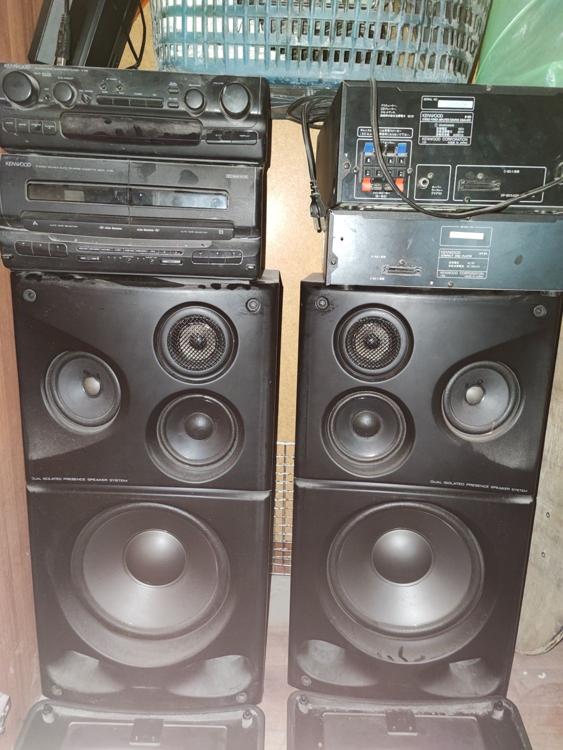 Срочно продаю колонки kenwood