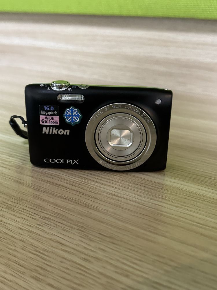 Nikon coolpix s2700