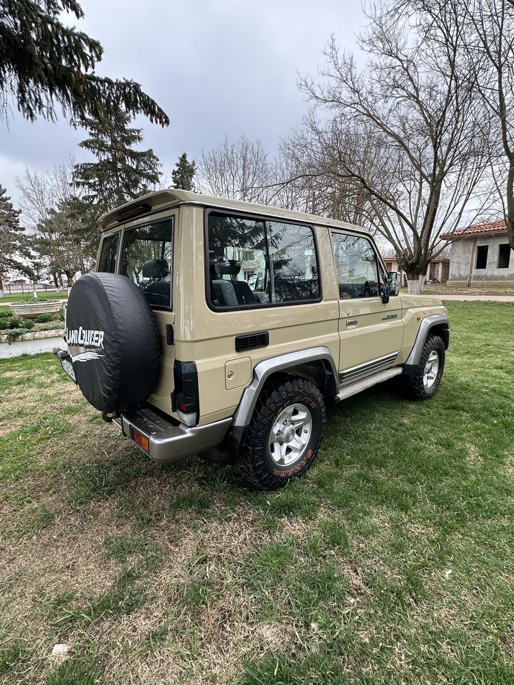 Toyota Land Cruiser 71