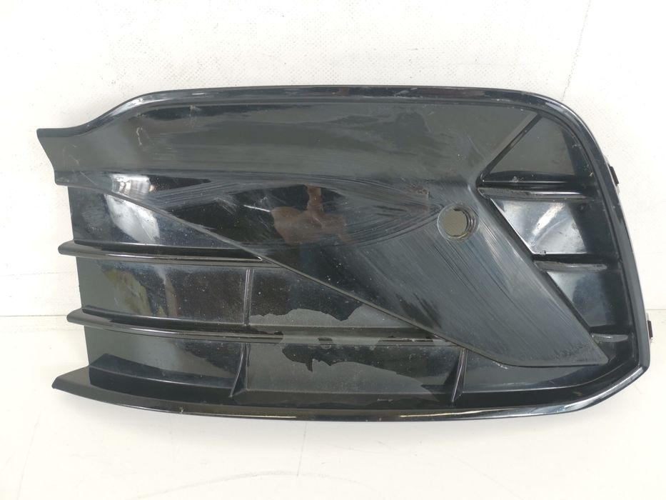 Фолксваген ВВ / Volkswagen VW Golf 8 Оригинална странична лява решетка