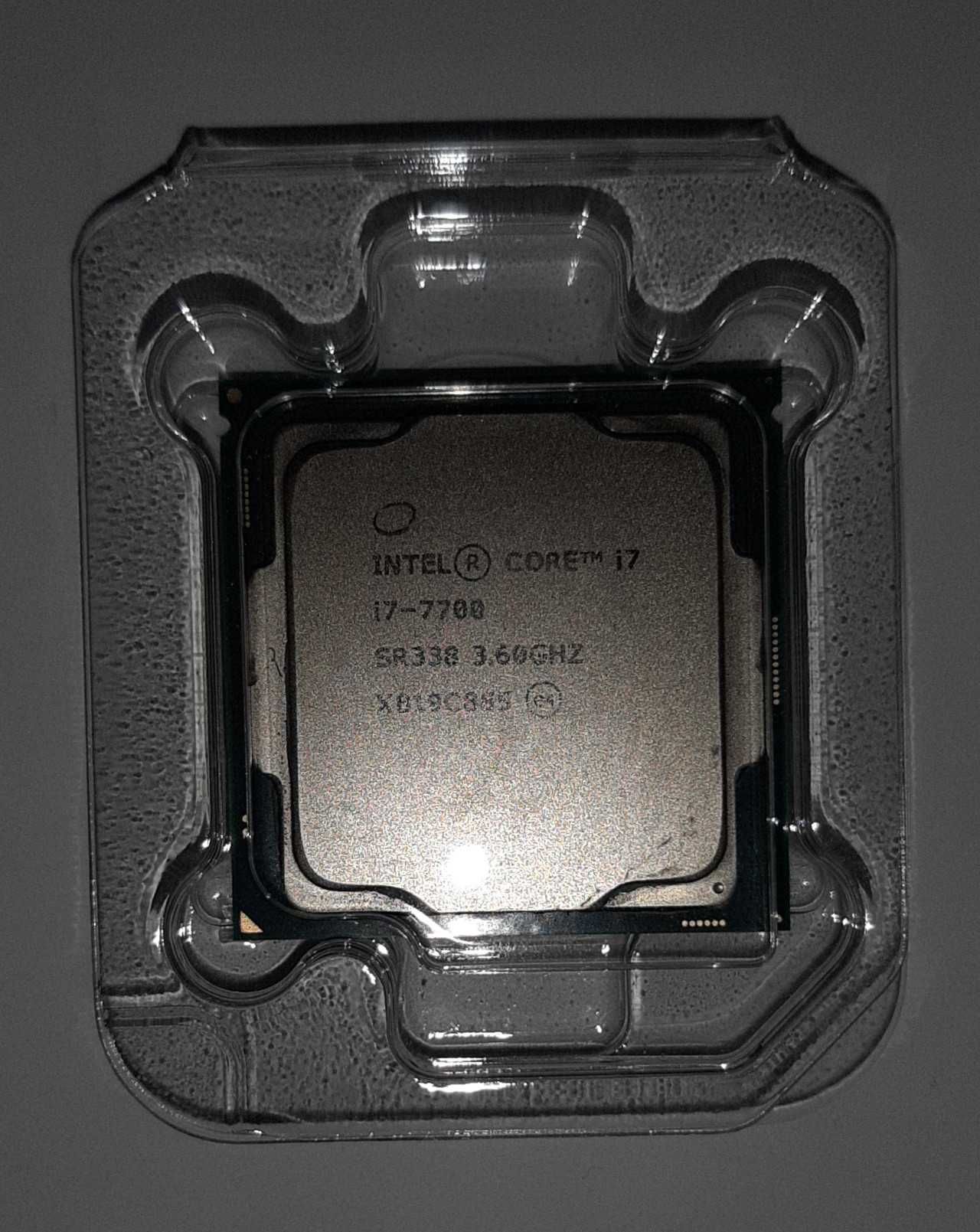 Procesor Intel i7-7700 + Cooler Intel & pasta termala Noctua NT-H1