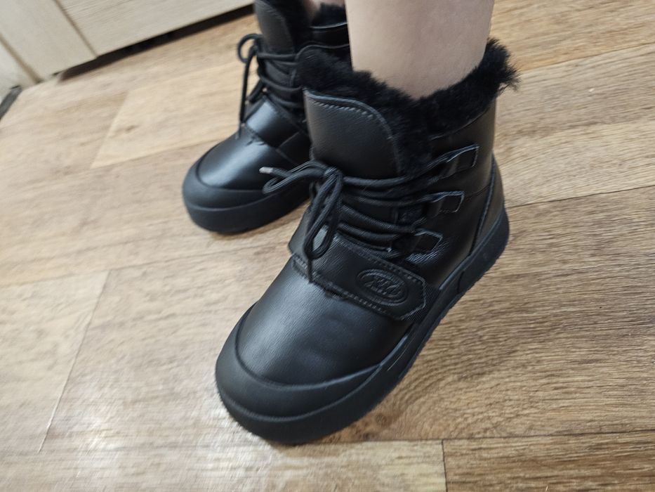 Зимние сапоги детские новые