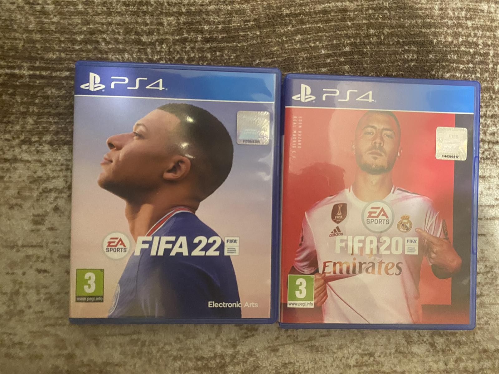 ЛОТ от игри фифа за PS4 - FIFA 20 , 22