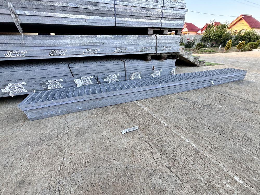 Gratare zincate metalice