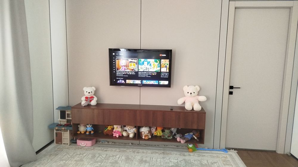 Продается телевизор