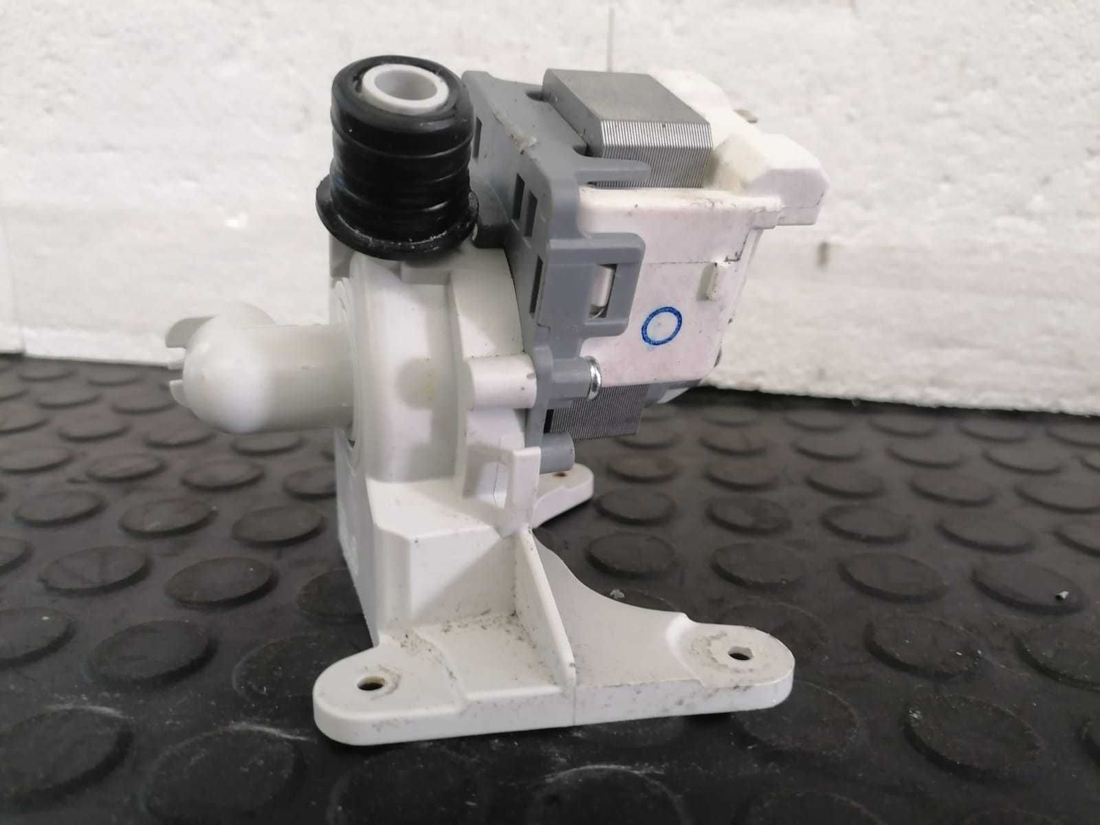 Pompa recirculare masina de spalat verticala AEG 7000 Series / C145