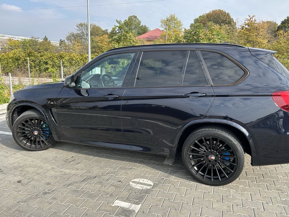 BMW  x5 M50 D 381 CP masina este in stare foarte buna