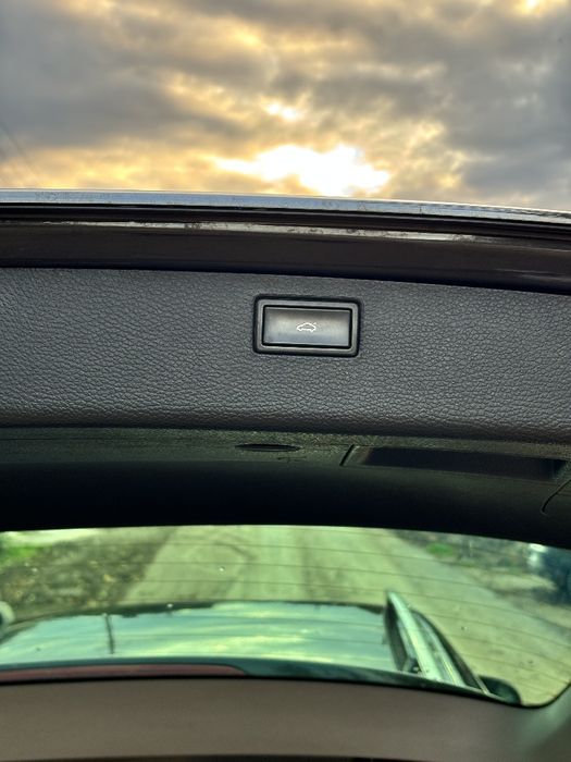 VÂND/SCHIMB Volkswagen Passat B6 2.0 TDI BMR 170CP DSG 2008