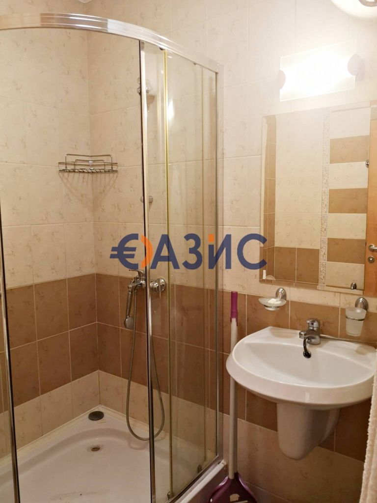 Продава се Двустаен апартамент в к.к. Слънчев бряг - 55 кв.м за 1291 €/кв.м - Снимка #11