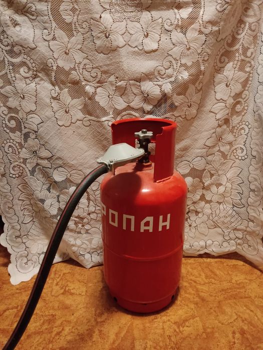 Газовый баллон на 12литров