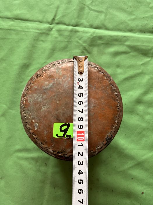 Антикварен меден менец