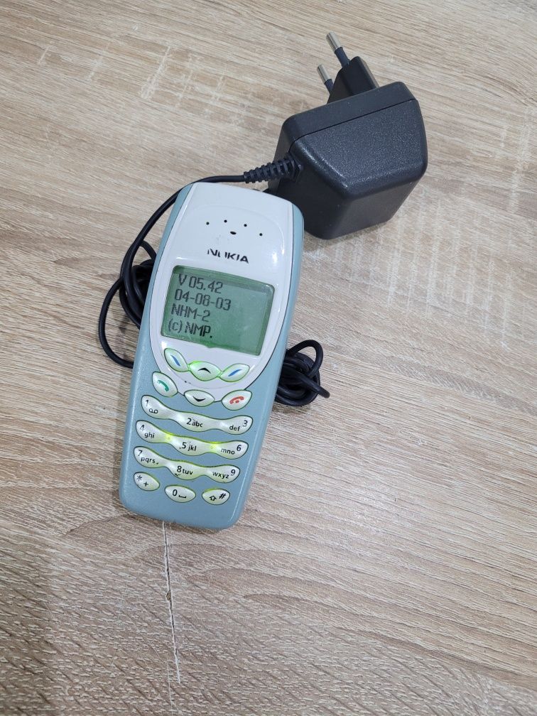 Nokia 3410 telefon de colectie funcțional