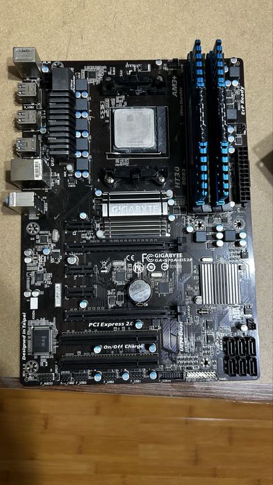 Placa de baza Gigabyte GA-970A-DS3P