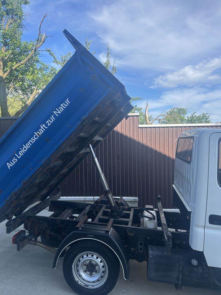 Toyota dyna cabina dubla basculabila 6 locuri
