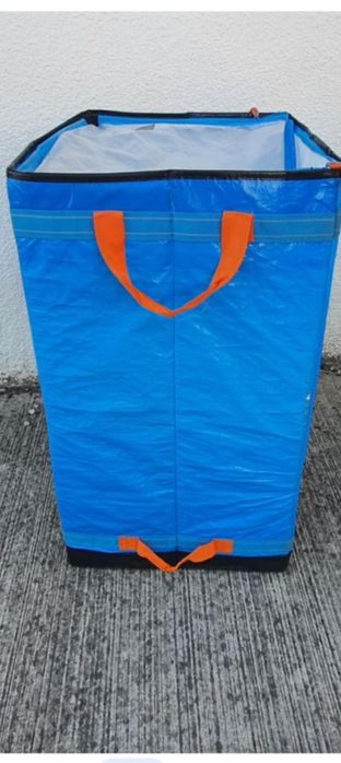 Saci depozitare, Amazon