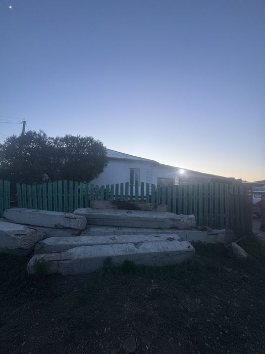 Срочно продам или обмен на 4 комнатную квартиру ( с нашей доплатой)дом