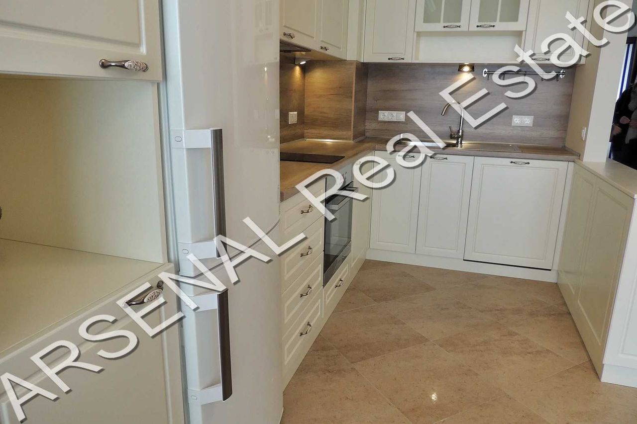 Дава се под наем Тристаен апартамент в София, Бояна - 107 кв.м за 850 € - Снимка #2