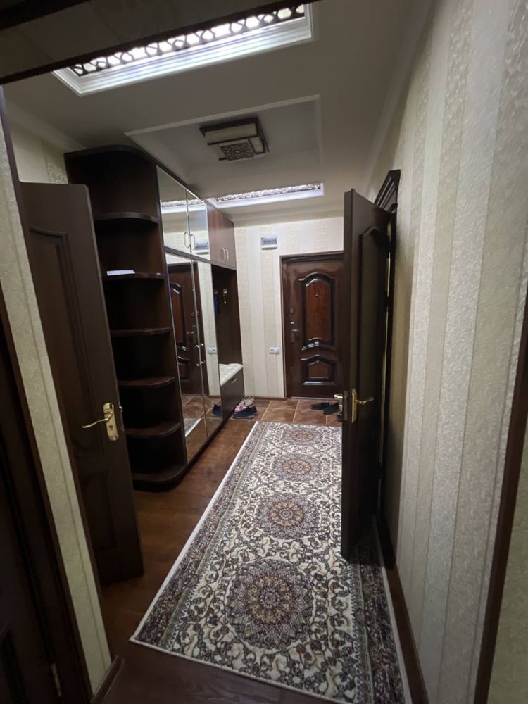 Продается квартира на Юнусабаде 17 квартал своя с хорошим ремонтом