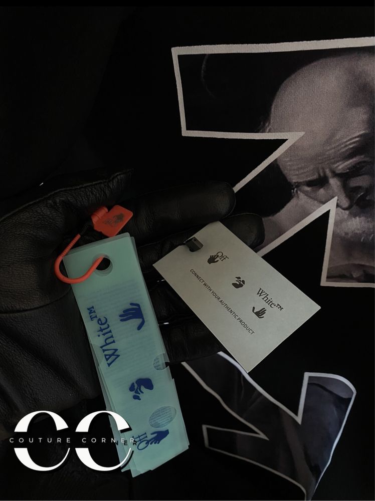 Hoodie OFF-White • Calitate TOP • Caravaggio Arrows Over • Cod QR