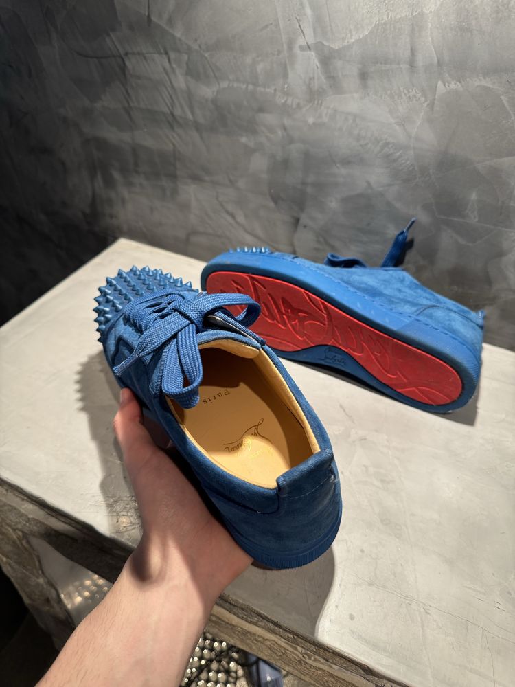 КАТО НОВИ Louboutin обувки 100% оригинални