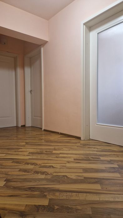 Închiriez apartament 3 camere Cetate lângă Gradinita 12,