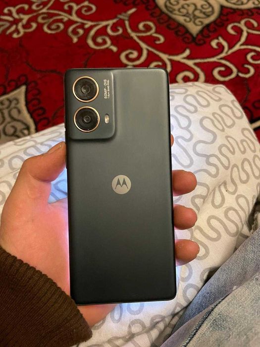 Telefon Motorola G85 aproape nou