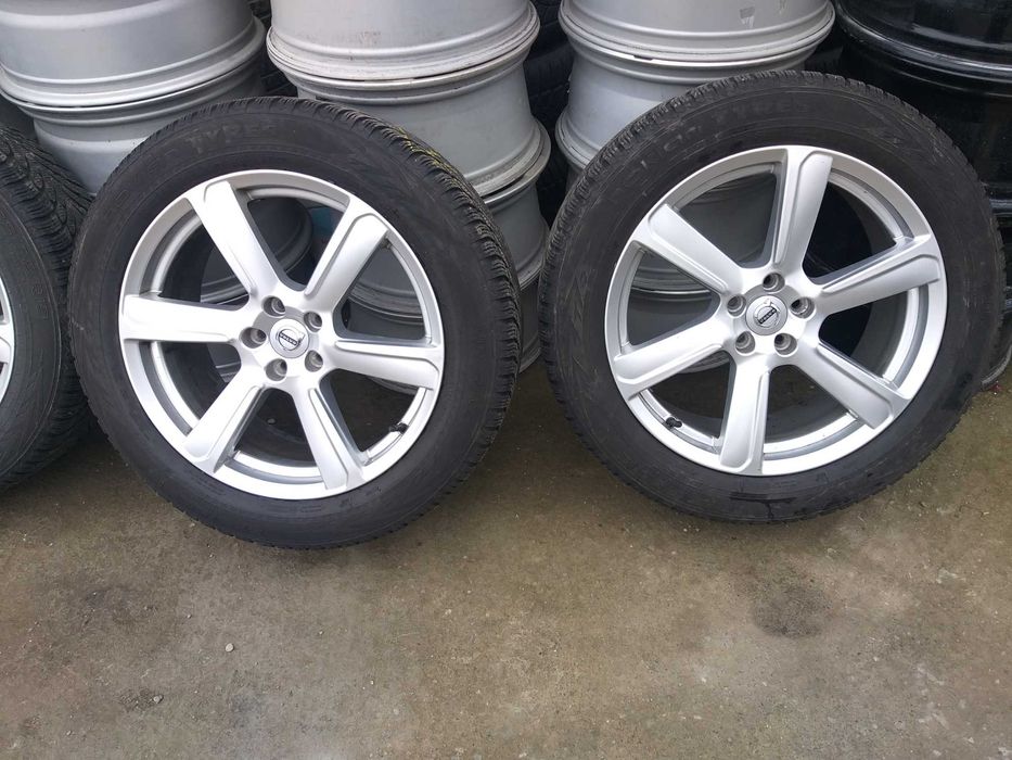 Set 4 anvelope Nokian WR Suv 4 235 55 R19 Dot 1819 ci305