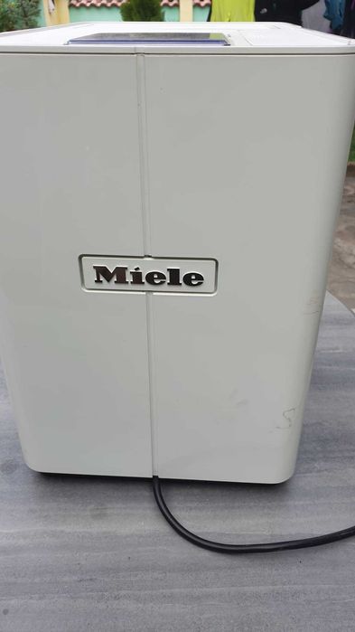 Miele Кафеавтомат СМ6100