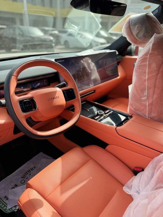 Lynk&co 900 гибрид 2025