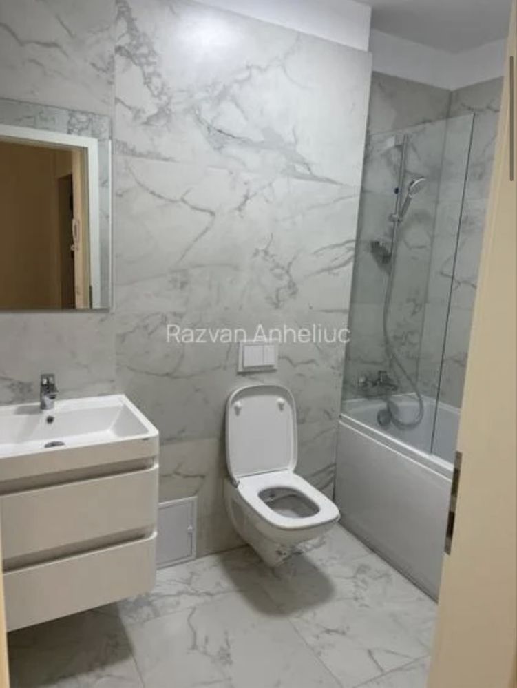 Apartament cu 3 camere de inchiriat