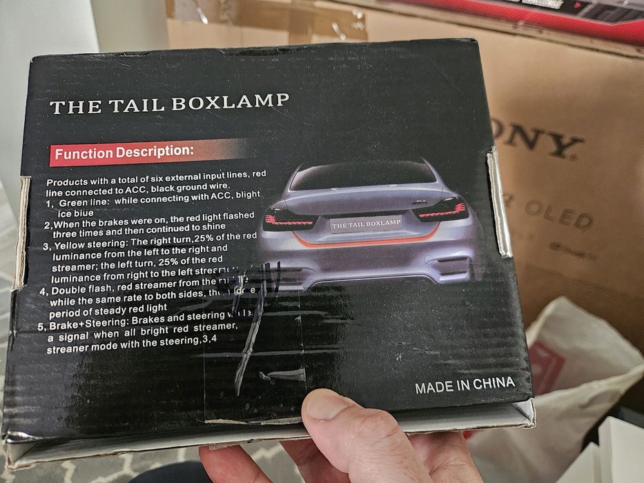 Furtun banda led semnalizator portbagaj auto