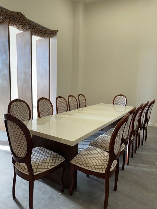 Продам мраморные столы