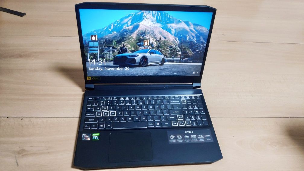 Laptop Gaming Acer Nitro 5 AN515-45