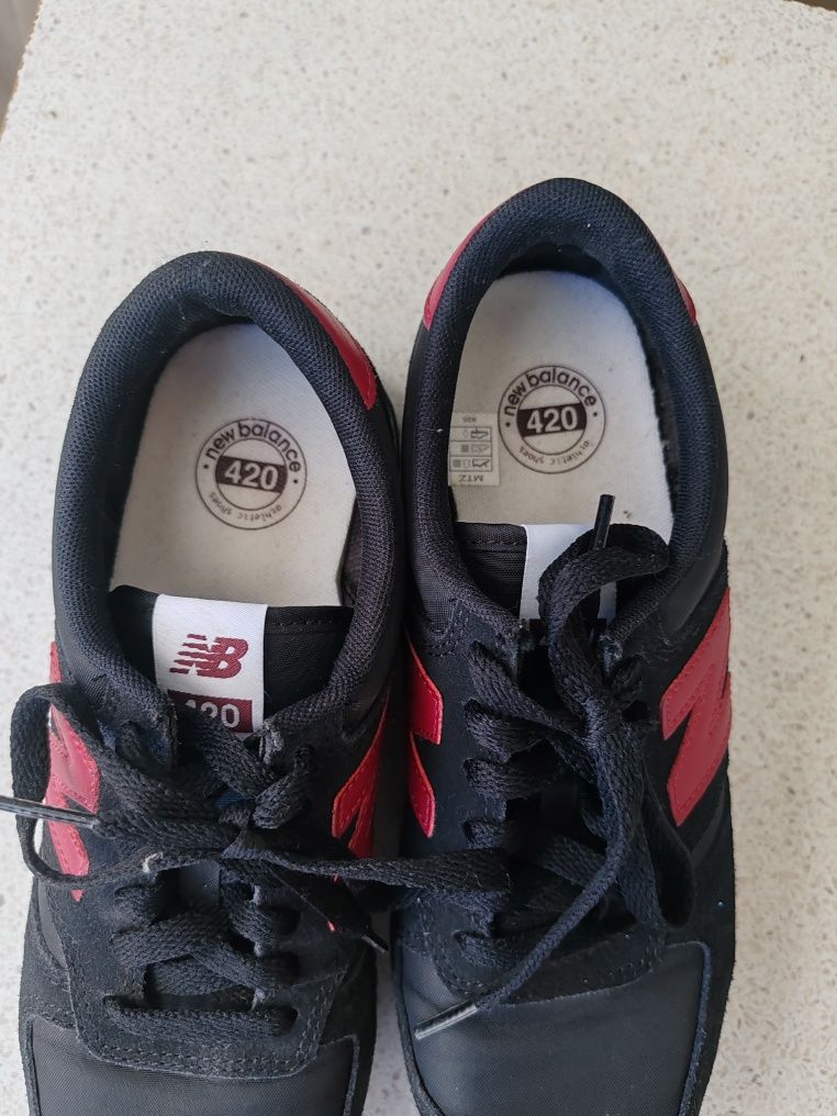 Дамски маратонки New Balance 420