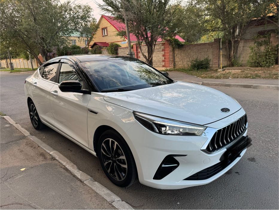 Продам машину Jac j7