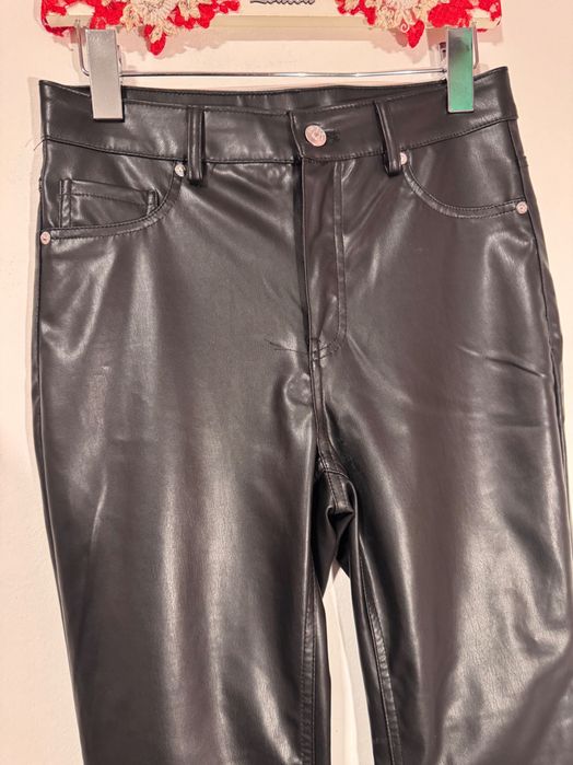 Pantaloni evazati din piele, H&M, 38(M)