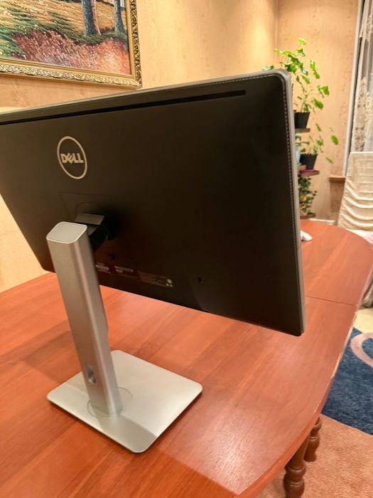 Монитор для игр и работы / DELL 4K / Dell P2815Q 28