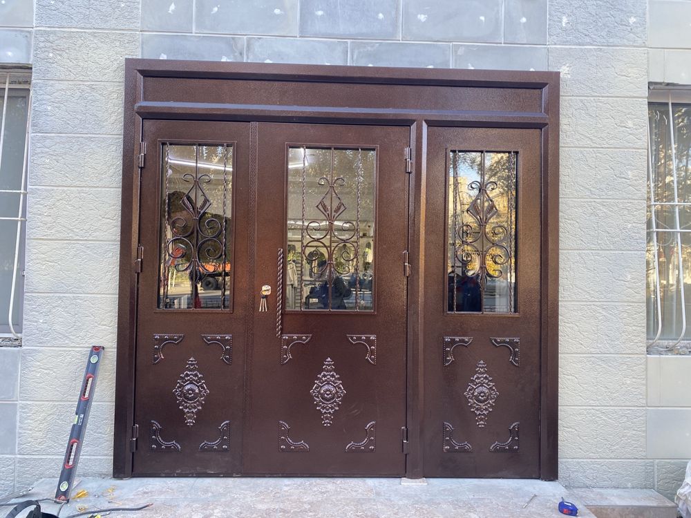 Изготовление кованных изделий металлоконструкций Двери Ворота Решетки