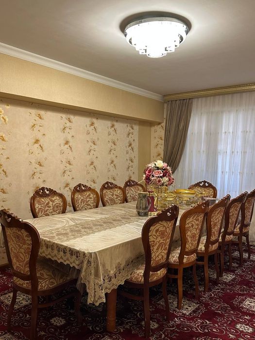 Продаётся 3-х комнатная квартира на ц4 юнусабаде