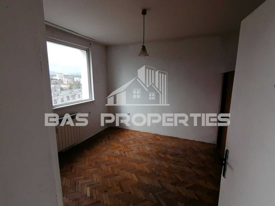 Продава се Двустаен апартамент в София, Център - 89 кв.м за 2956 €/кв.м - Снимка #5