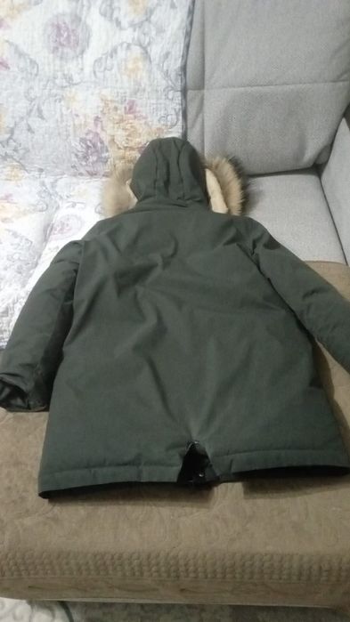 Продам куртку на мальчика