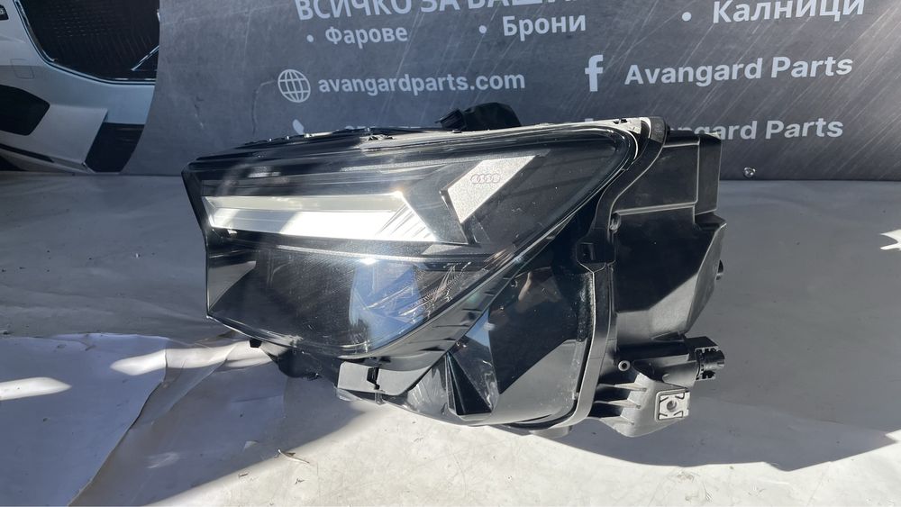 2 броя ляв и 1 брой десен фар Audi Q4 E-Tron 2022-